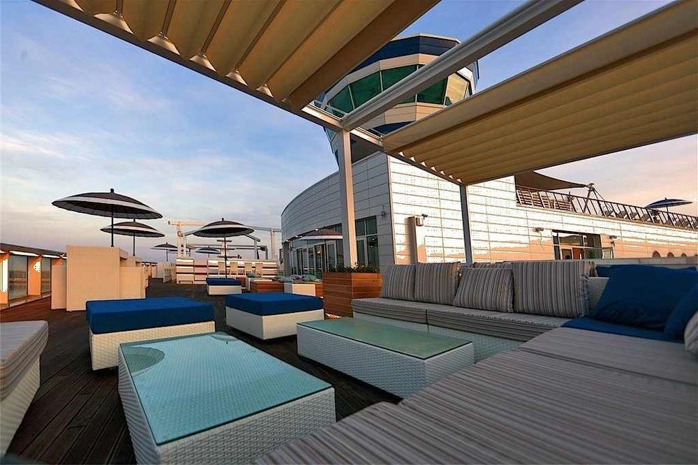 Yacht Club Marina Di Loano Hotel Luaran gambar